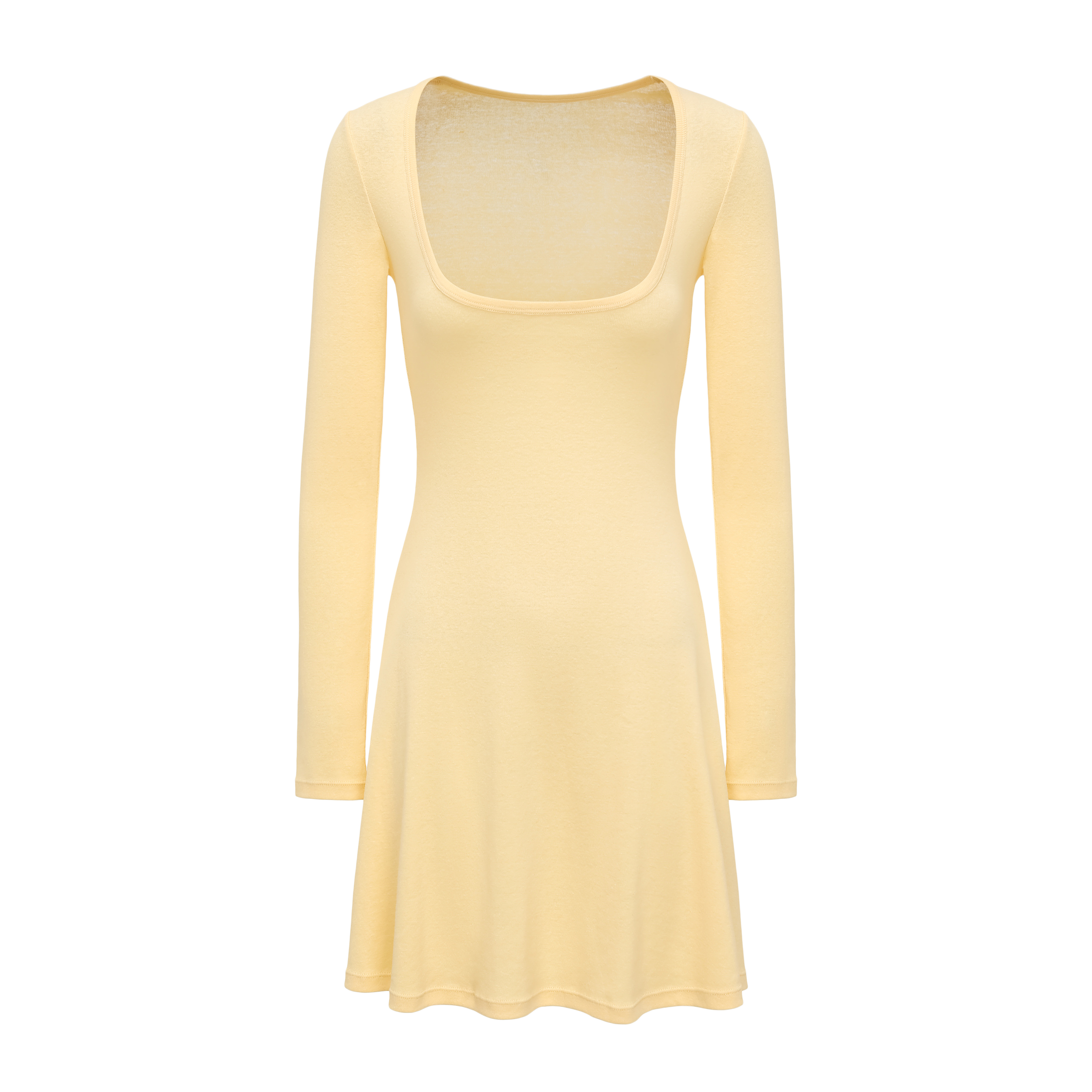 עיצוב קו צוואר נמוך ואורך ברכיים: מושלם לכל אירוע