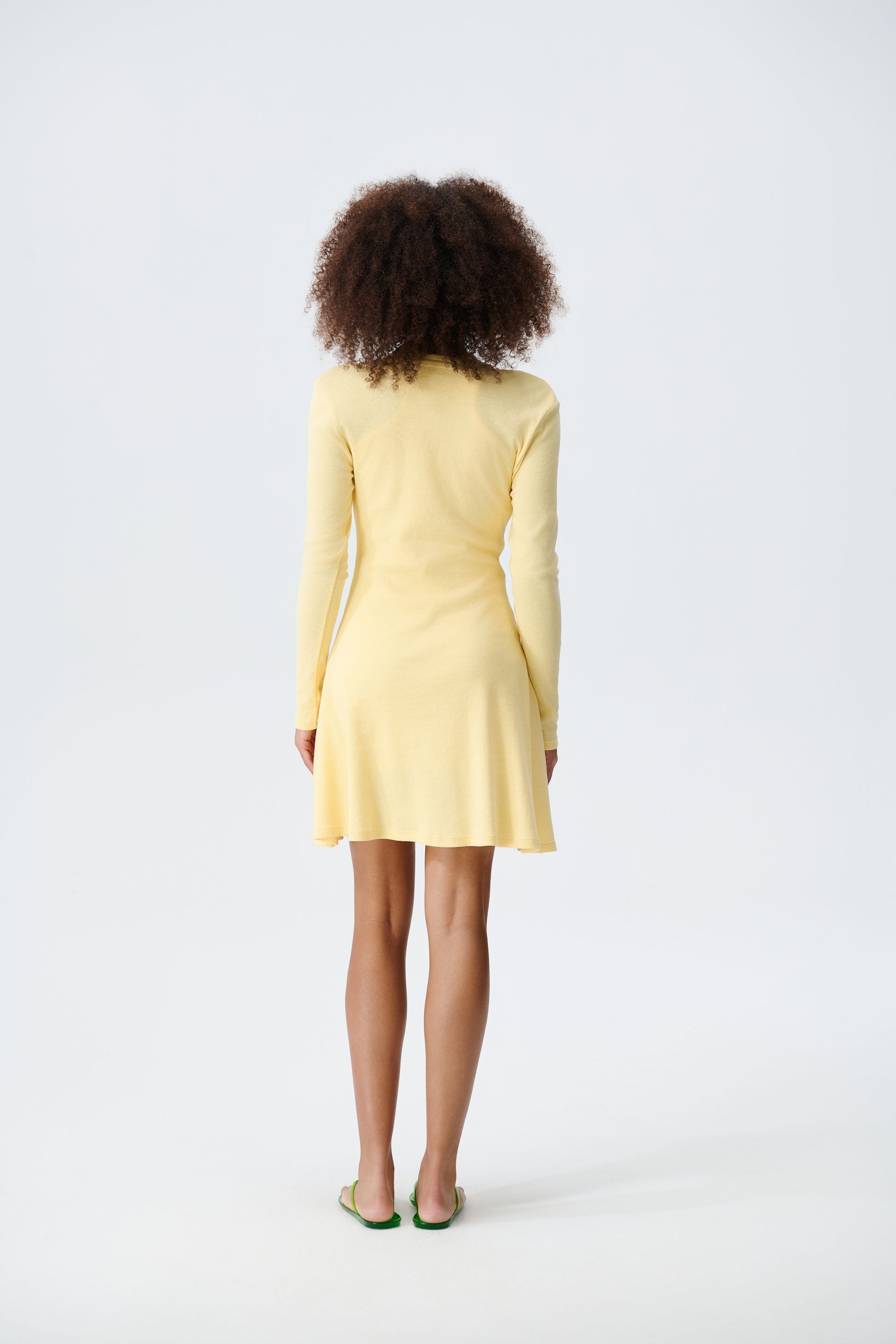 Low Neckline & Knee-Length Design: Perfect for Any Occasion Coeur Douce Low Neckline & Knee-Length Design: Perfect for Any Occasion Coeur Douce